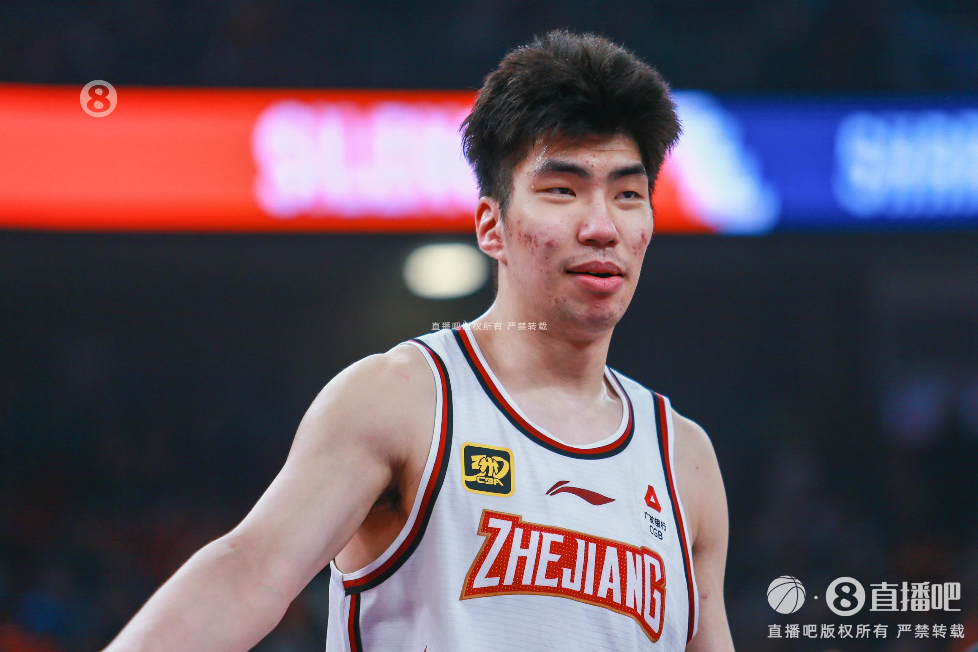 效率極高！余嘉豪8中8貢獻(xiàn)20分7板 罰球5中4